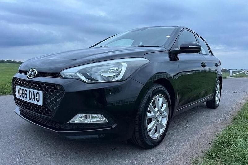 Black Used 2016 Hyundai i20 SE Hatchback | £6,495 (Fair price) - Image 1/1