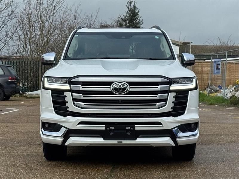 Used Toyota Land Cruiser 2024 White SUV