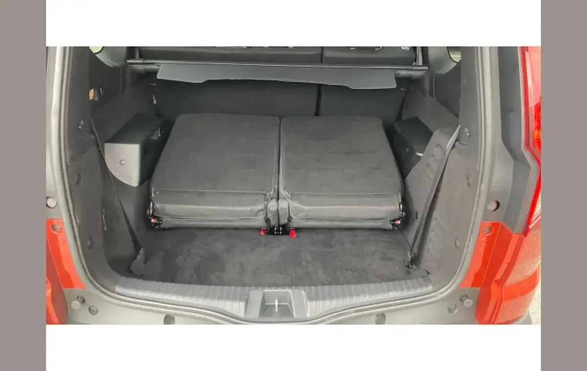Used Dacia Jogger Comfort 110 HP (80 kW) 2022 Brown MPV