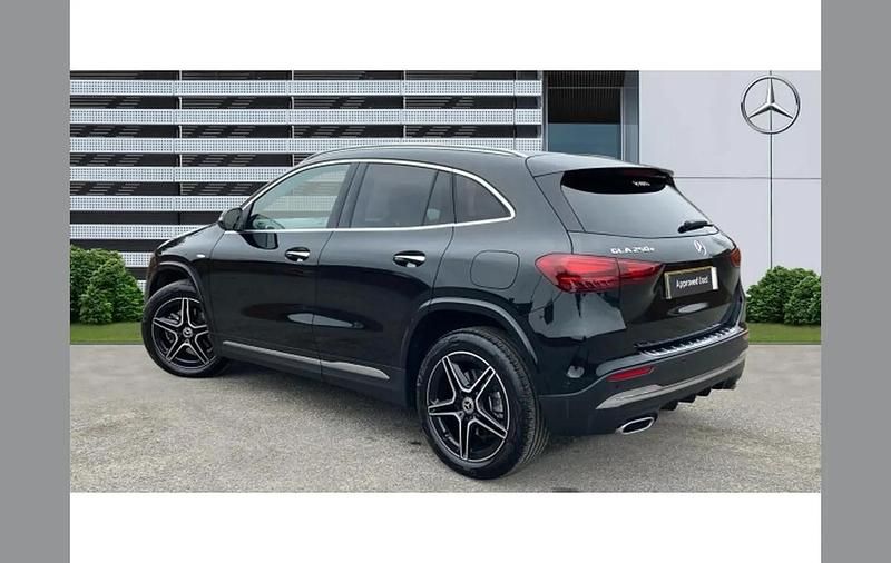 Used Mercedes GLA250 Executive 214 HP (157 kW) 2025 Black SUV
