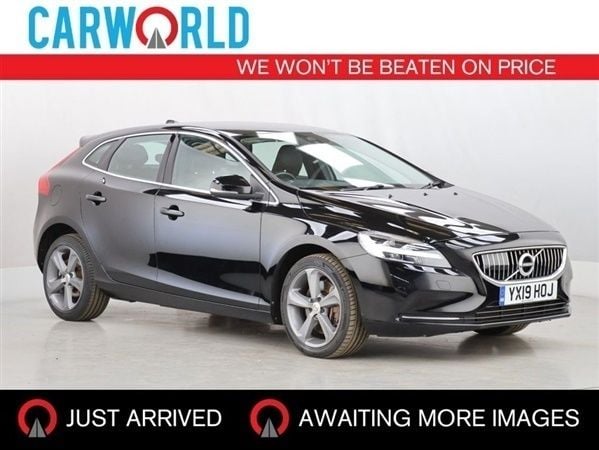 Black Used 2019 Volvo V40 Inscription Estate | £14,400 (Fair price) - Image 1/1