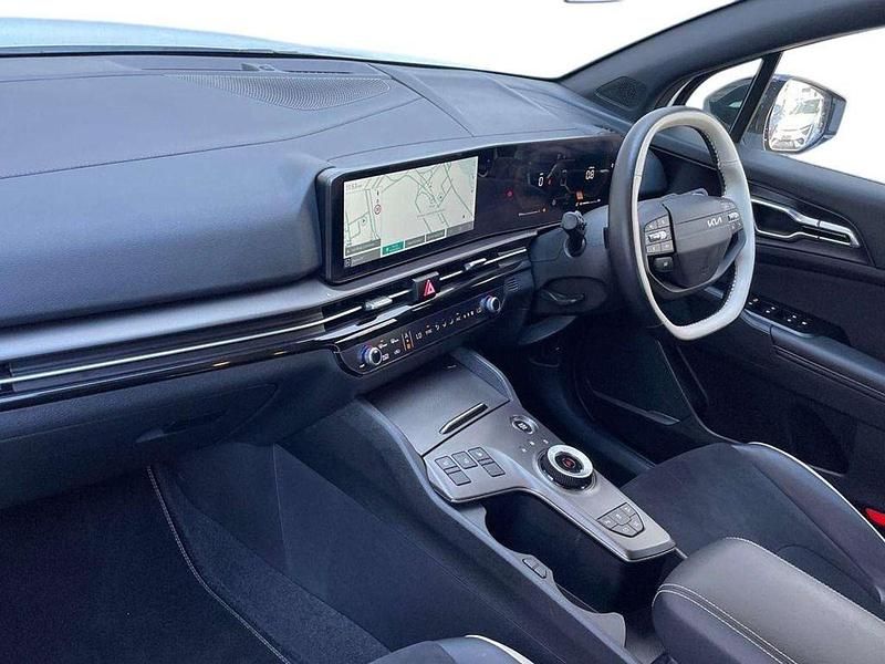 Used Kia Sportage GT-Line 180 HP (132 kW) 2025 White SUV