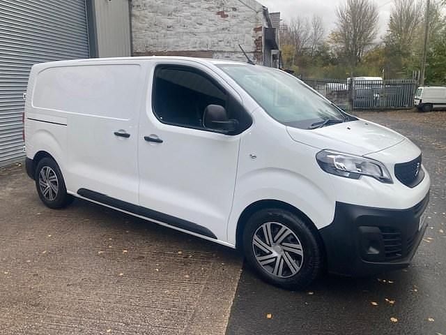 White Used 2022 Peugeot Expert Premium Van | £10,995 (Super price) - Image 1/4