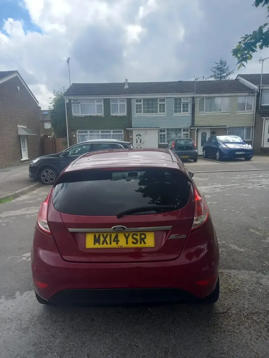 Usado Ford Fiesta Titanium X 95 HP (69 kW) 2014 Vermelho Citadino