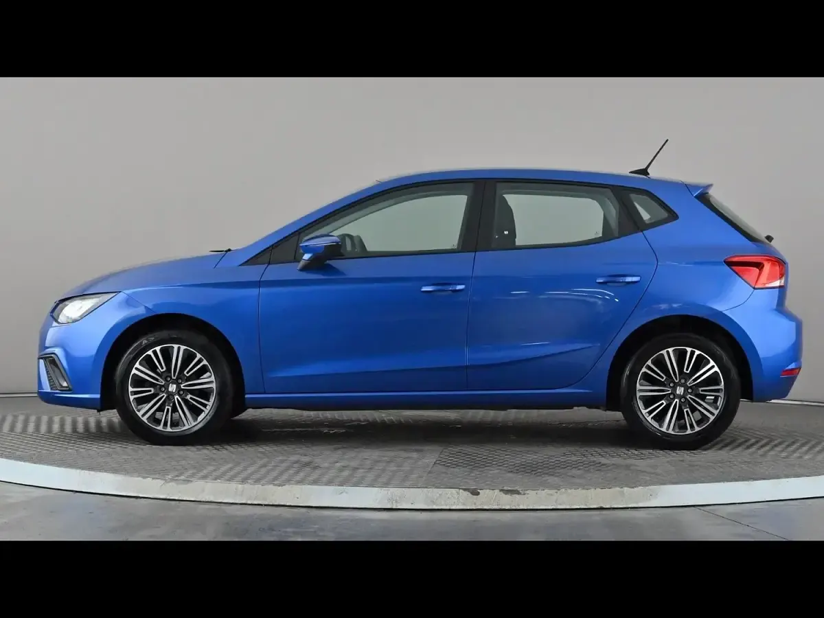 Used Seat Ibiza SE Technology 2023 Blue Hatchback