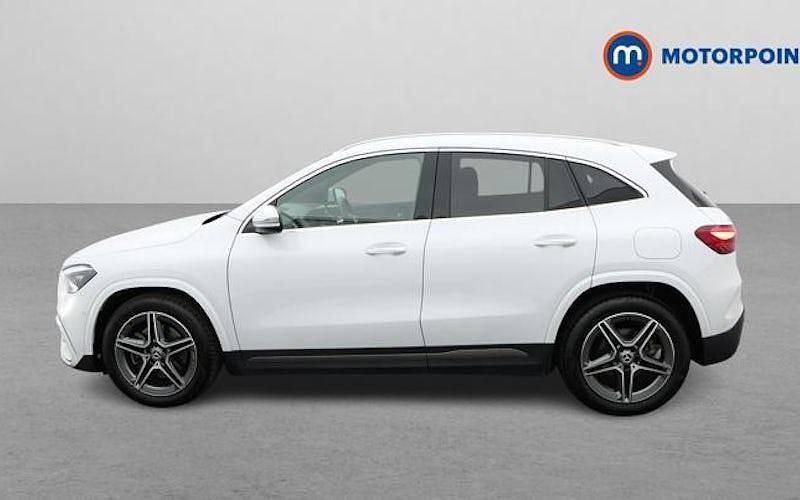 Used Mercedes GLA200 Executive 163 HP (119 kW) 2026 SUV