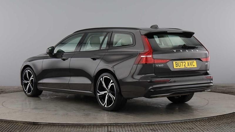 Used Volvo V60 Plus 163 HP (119 kW) 2022 Grey Estate