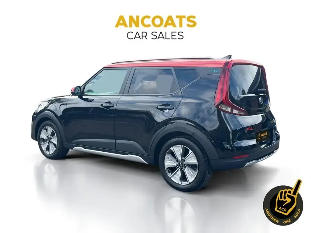 Used Kia Soul First Edition 150 kW (204 HP) 2021 Black SUV