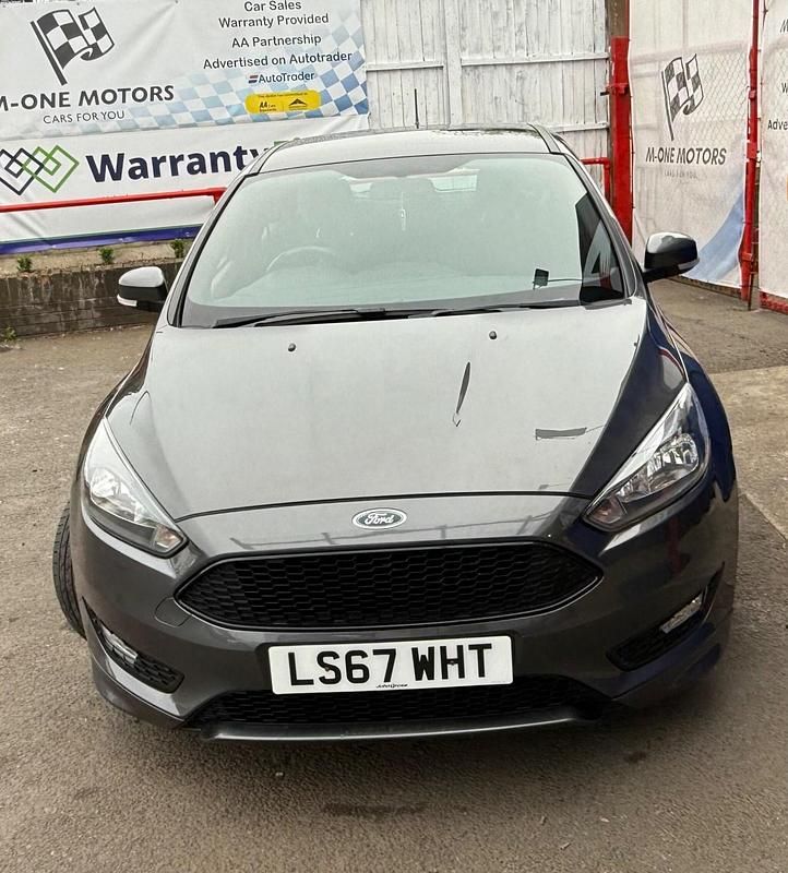 Used Ford Focus ST-Line 2017 Grey Hatchback