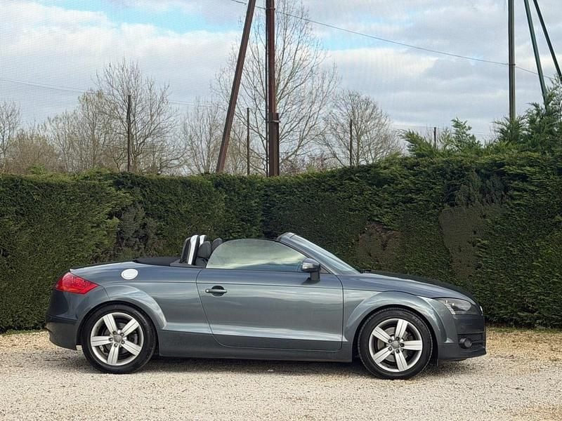 Begagnad Audi TT 200 HK (147 kW) 2008 Grå Sportkupé