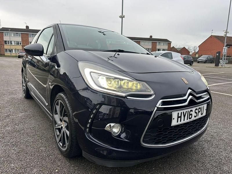 Used DS Automobiles DS3 110 HP (80 kW) 2016 Blue Hatchback