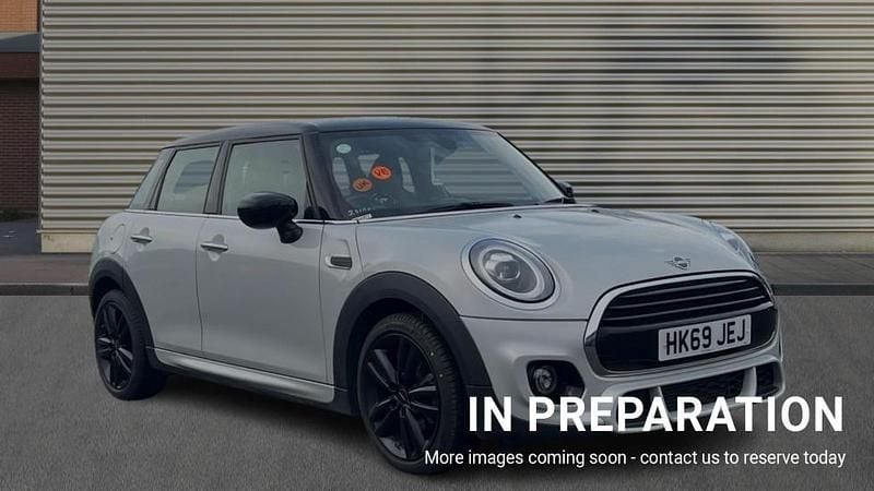 Silver Used 2019 Mini Cooper Sport Hatchback | £15,970 (A bit pricey) - Image 1/4