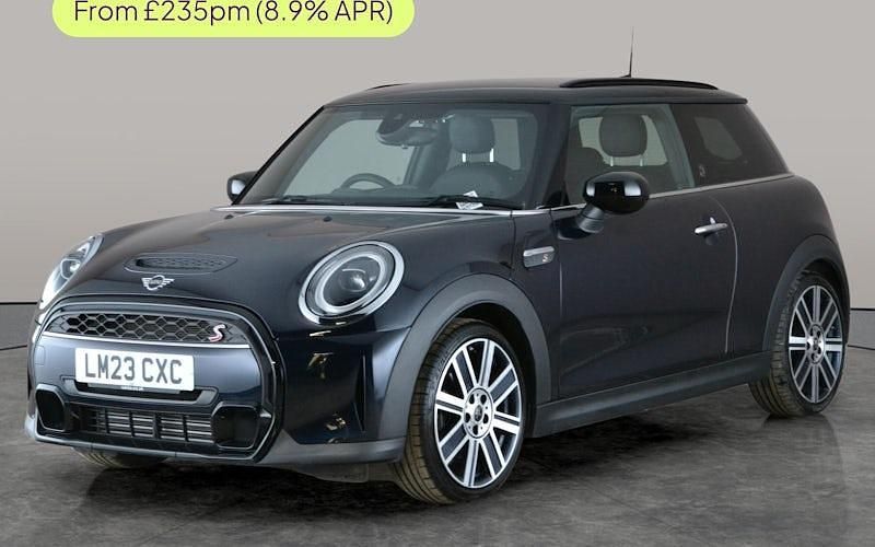 Used Mini Cooper S Exclusive 178 HP (130 kW) 2022 Blue/black Hatchback