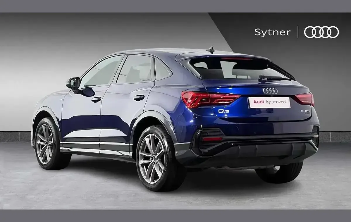 Used Audi Q3 Black Edition 241 HP (177 kW) 2023 Blue SUV