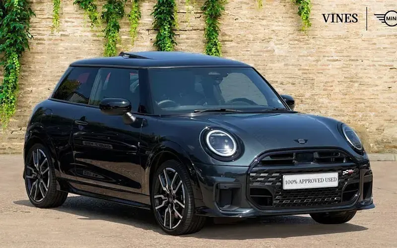 Used Mini Cooper Sport 114 kW (156 HP) 2026 Hatchback