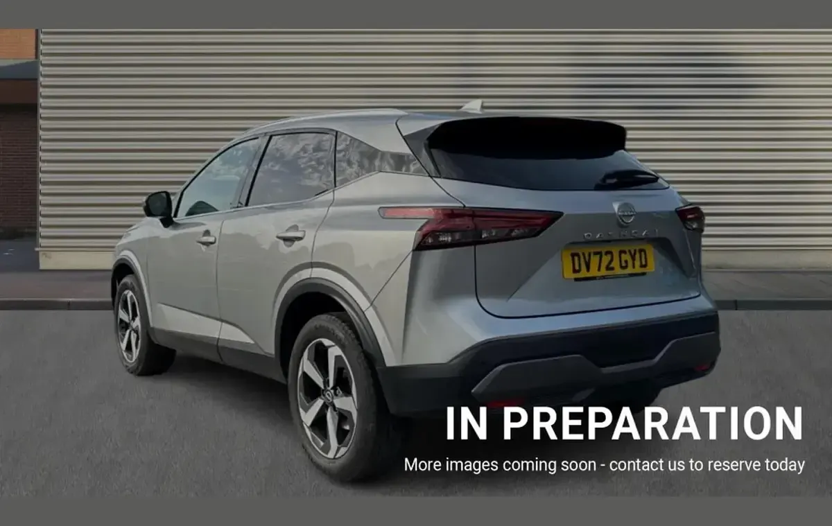Used Nissan Qashqai N-Connecta 138 HP (101 kW) 2022 Silver SUV