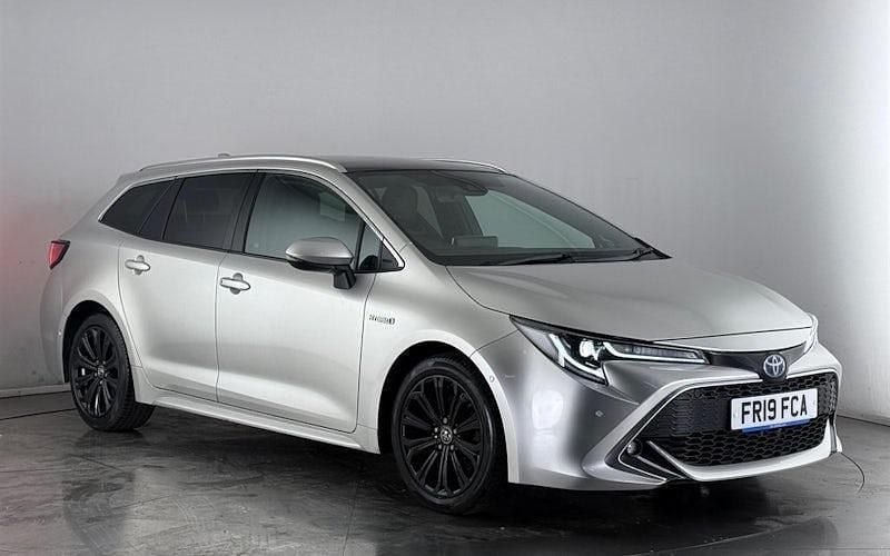Used 2022 Toyota Corolla Estate | £17,100 (Super price) - Image 1/3