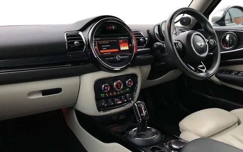 Used Mini Cooper Clubman Exclusive 192 HP (141 kW) 2019 Black Estate