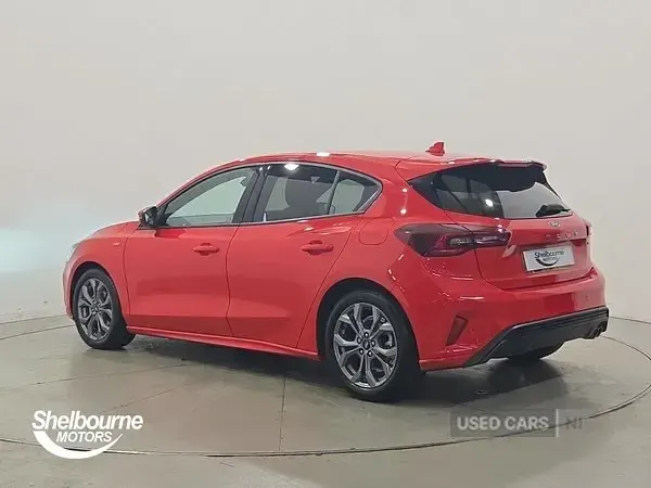 Usado Ford Focus ST-Line 2023 Rojo Utilitario