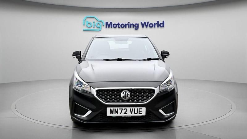 Used MG MG3 Exclusive 105 HP (77 kW) 2023 Black Hatchback