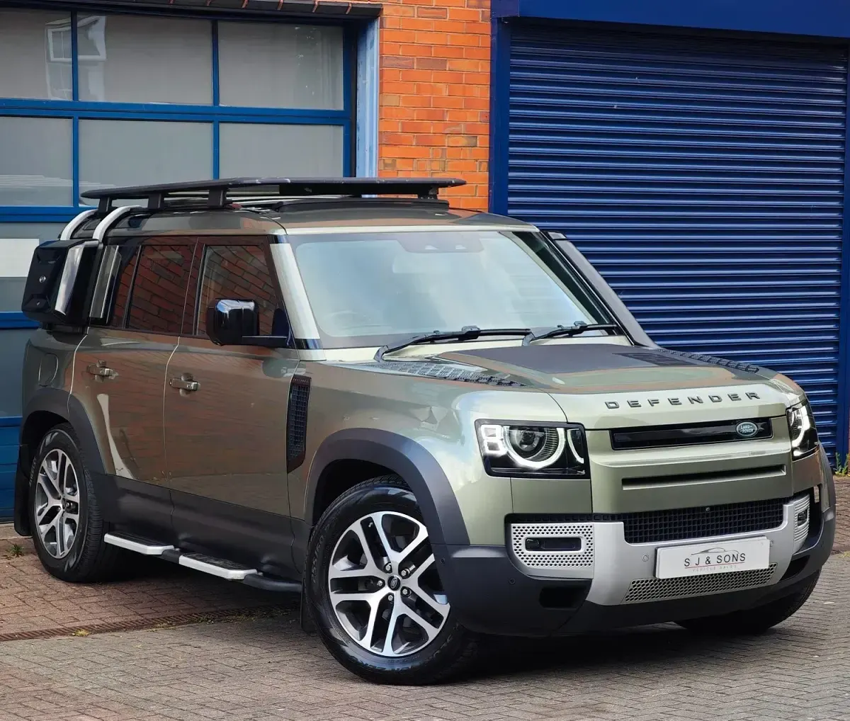 Used Land Rover Defender HSE 2020 Green SUV