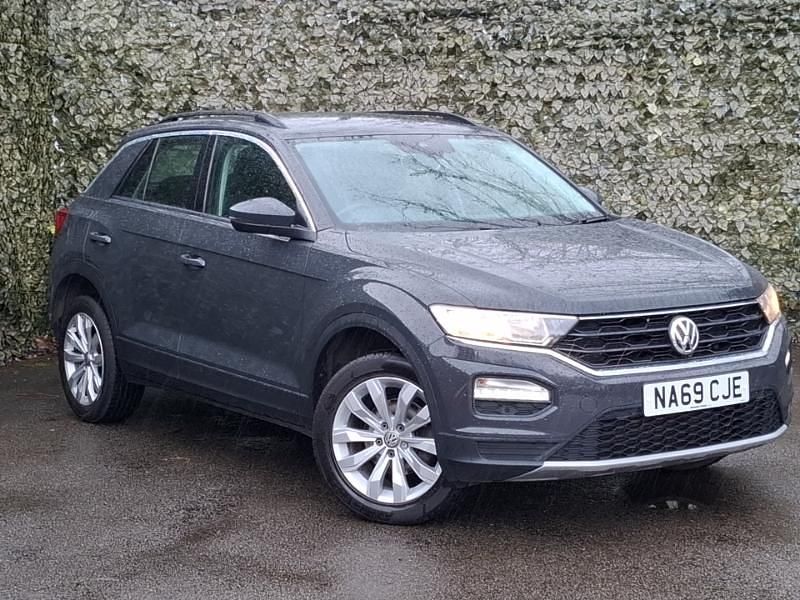 Usado VW T-Roc SE 115 HP (84 kW) 2019 Cinzento SUV