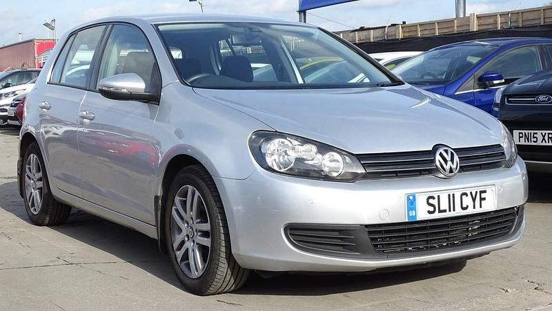 Used VW Golf VI Match 105 HP (77 kW) 2011 Silver Hatchback