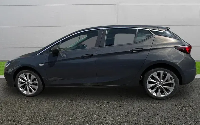 Used Vauxhall Astra 105 HP (77 kW) 2016 Grey Hatchback