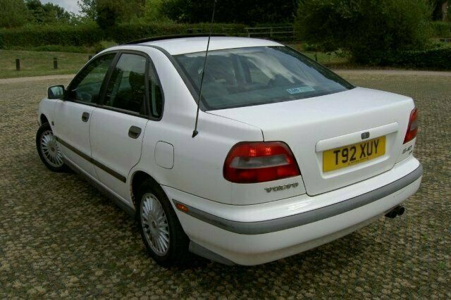 Used 1999 Volvo S40 Sedan | £695 - Image 1/4