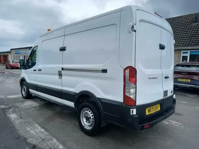 Used Ford Transit 130 HP (95 kW) 2021 White Van