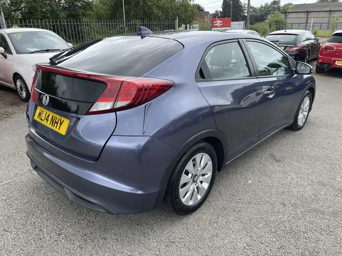 Used Honda Civic SE Plus 120 HP (88 kW) 2014 Blue Hatchback