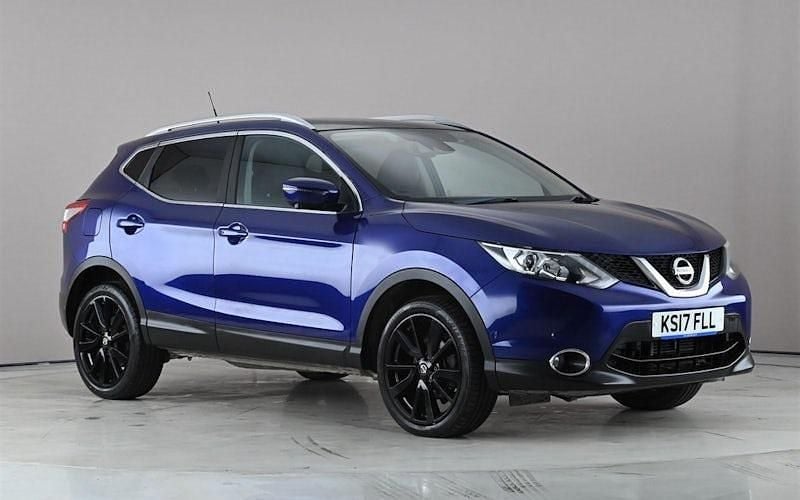 Begagnad Nissan Qashqai Tekna 131 HK (96 kW) 2017 SUV