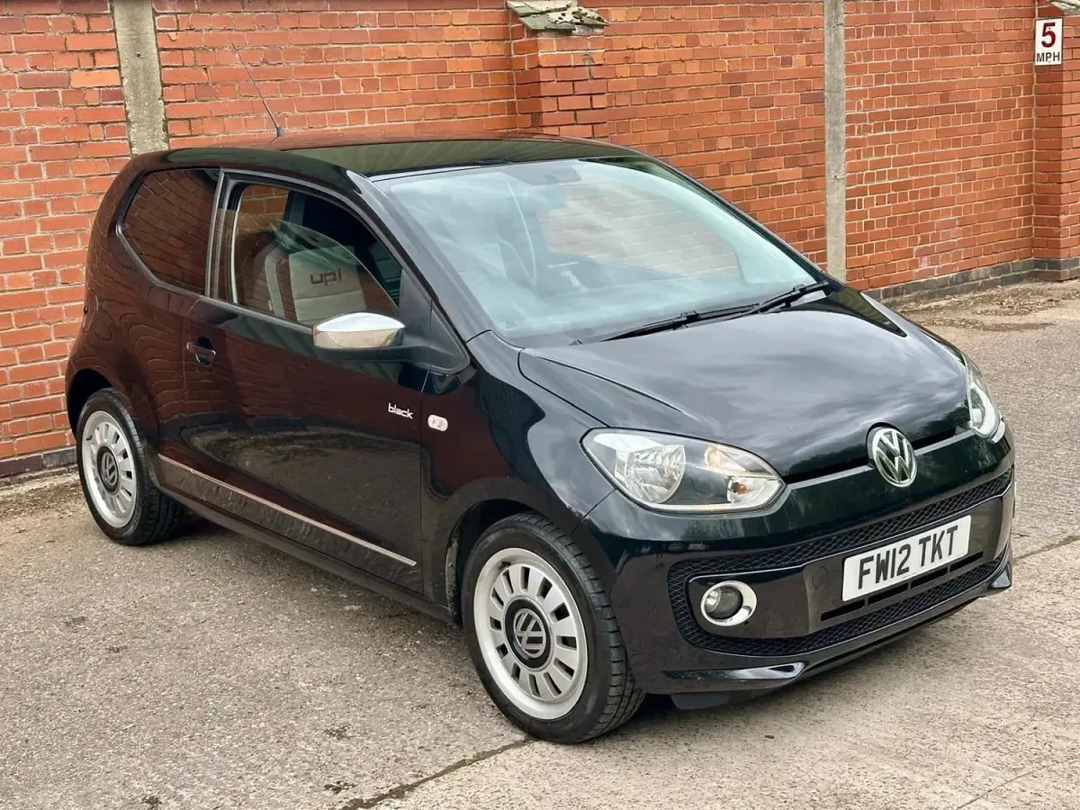 Usado VW up! 2012 Preto Citadino