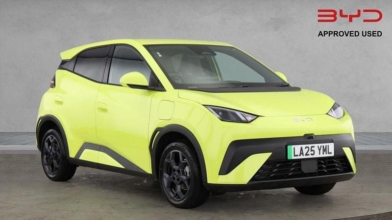 Green New 2025 BYD Dolphin Comfort Hatchback | £17,990 (Super price) - Image 1/4