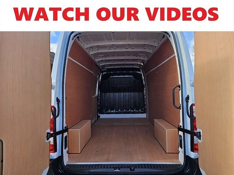 Used Renault Master Business 135 HP (99 kW) 2023 Mineral white MPV