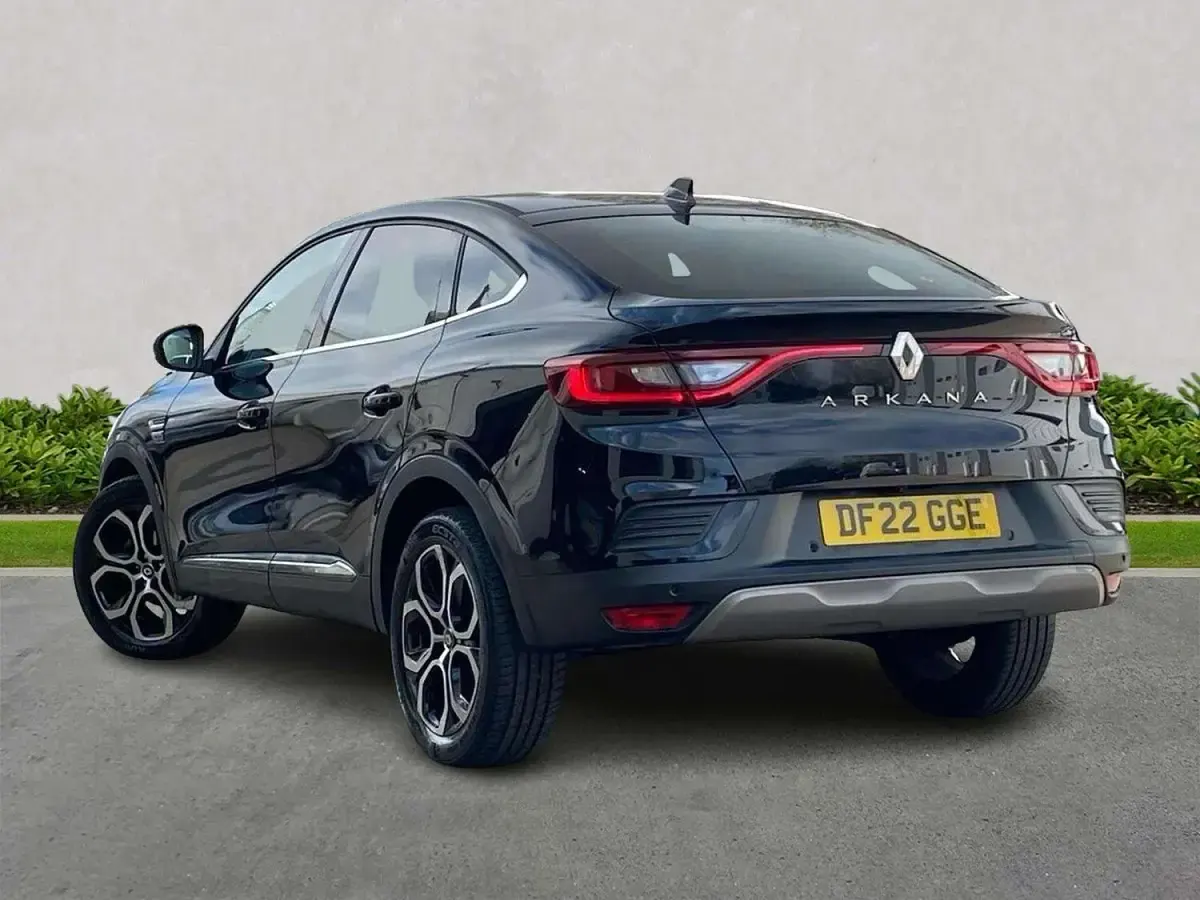 Usado Renault Arkana Version S 140 HP (102 kW) 2022 Preto SUV