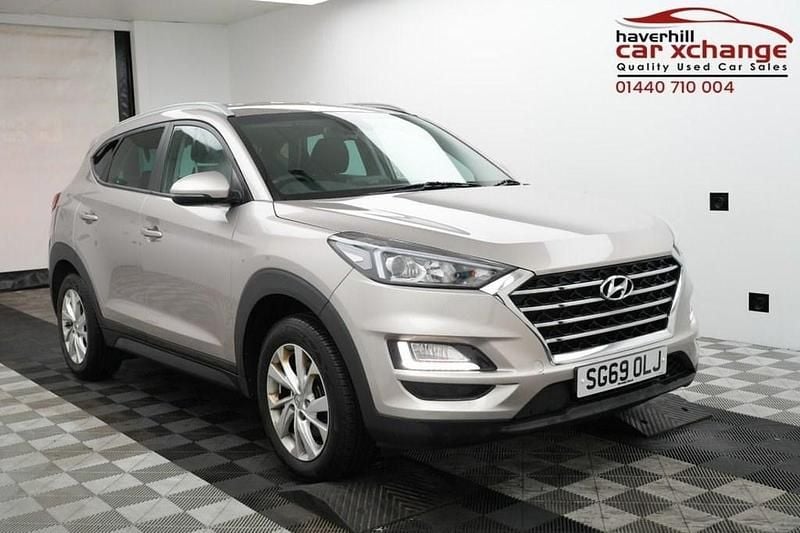White Used 2019 Hyundai Tucson SE SUV | £10,995 (Good price) - Image 1/4