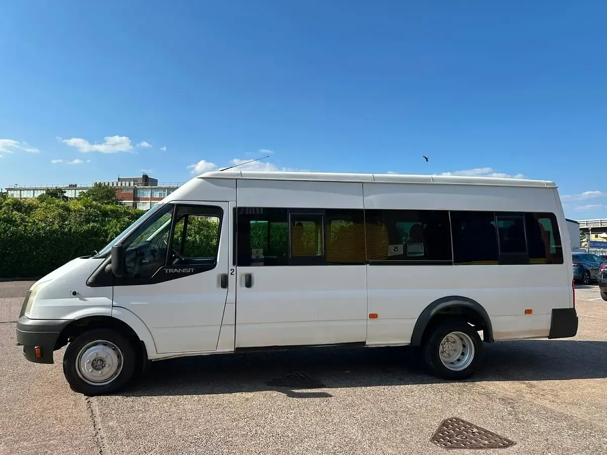 Used Ford Transit 140 HP (102 kW) 2007 White Van