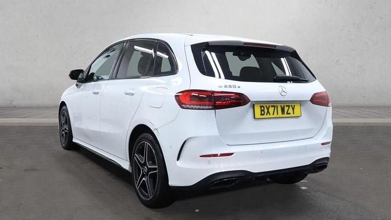 Used Mercedes B250e Executive 218 HP (160 kW) 2021 White MPV
