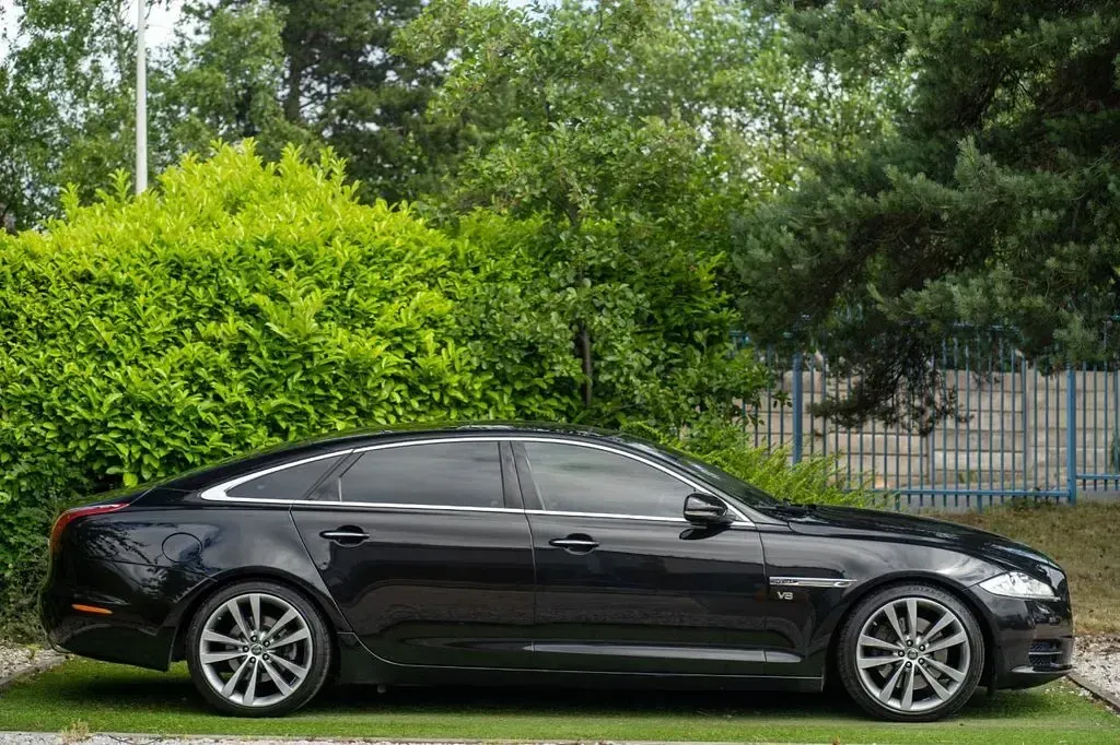 Used Jaguar XJL 2012 Black Sedan