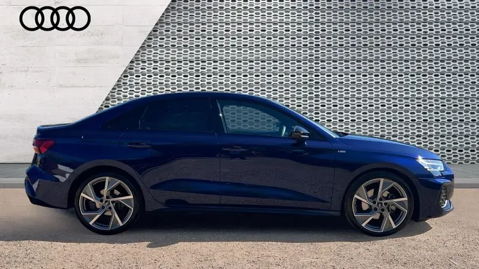 Used Audi A3 Black Edition 150 HP (110 kW) 2025 Blue