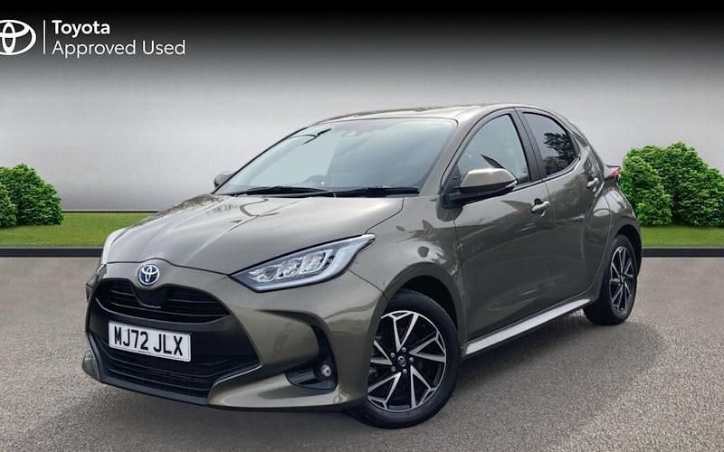 Used Toyota Yaris Hybrid Design 116 HP (85 kW) 2026 Hatchback
