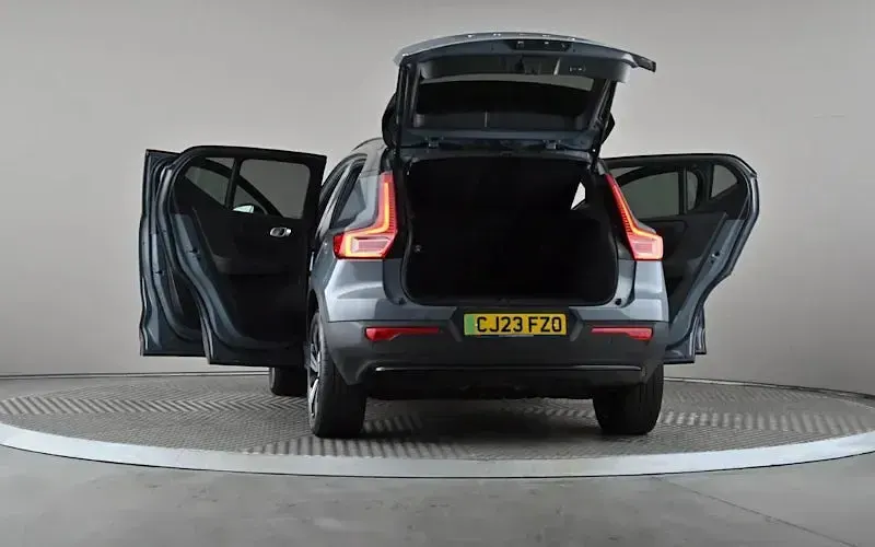 Used Volvo XC40 Plus 169 kW (231 HP) 2023 Grey SUV