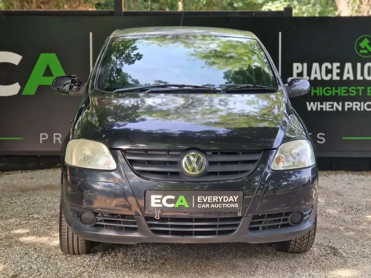 Used VW Fox 55 HP (40 kW) 2010 Black Hatchback
