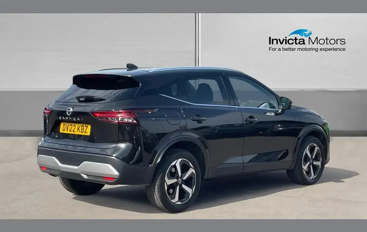 Used Nissan Qashqai N-Connecta 155 HP (114 kW) 2022 Black SUV