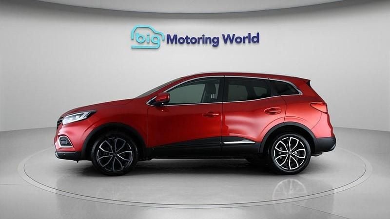Used Renault Kadjar Version S 140 HP (102 kW) 2022 Red SUV