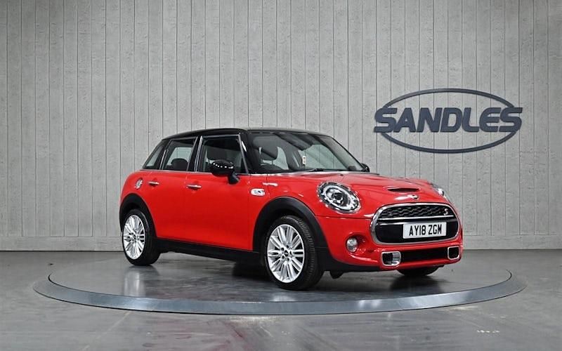 Usado Mini Cooper S Hatch 192 HP (141 kW) 2018 Vermelho Citadino