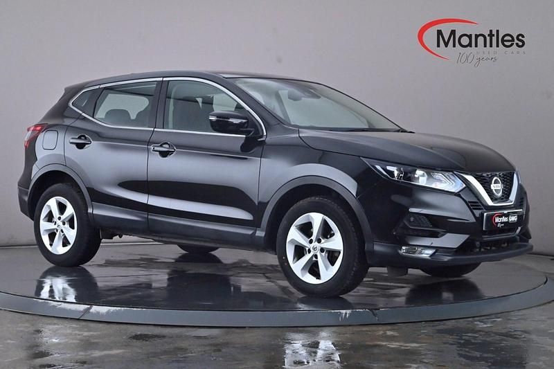Black Used 2019 Nissan Qashqai Acenta Premium SUV | £12,095 (Super price) - Image 1/4
