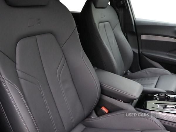 Begagnad Audi A5 S-Line 2025 Svart Sedan