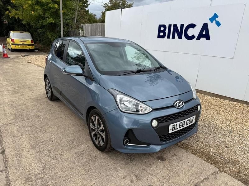 Blue Used 2018 Hyundai i10 Premium SE Hatchback | £5,300 (Good price) - Image 1/4